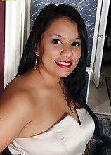 BBW Latin MILF Lucey Perez spreading her pussy.