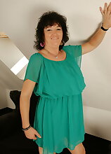 Naughty mature slut playing alone