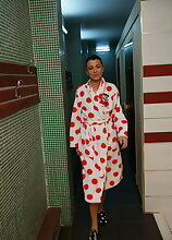 Come sit down and relax with our sauna ladies