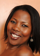 Ebony MILF Sapphire from AllOver30 spreading her 41 year old pussy