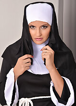 Tiny Tina Seduction Nun