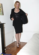 French MILF Louise Du Lac wants to get anal pounded by a black cock