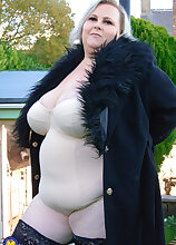 British mature BBW Luna with her big saggy tits loves playing with herself when she's alone