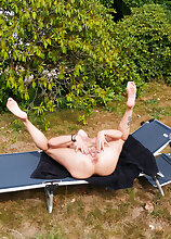 Mandy Mystery is a German kinky MILF that loves to masturbate in public