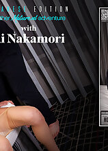 Creampieing MILF Ai Nakamori at a hotel