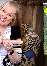 Maggie Mae is an American granny that loves to please her shaved pussy