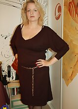 Naughty French MILF Carola gets fucked in the ass!