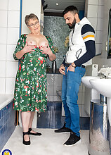 Granny neighbour voyeur - Grandma Petra is getting a surprise visit