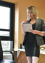Anal fucking at work with Shana Mour