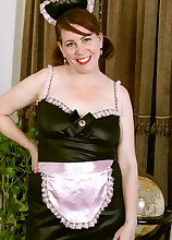Caitlin Moore Curvy Maid