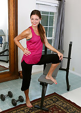 Veronica Johnson Getting Swole