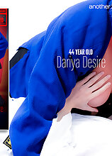 Old & young lesbian sex between 44 year old nympho trainer Dariya Desire & 24 year old Kitty Doll88