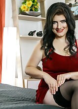 I'm Sesina Boo a hot big tits MILF that loves to suck off my stepsons cock while his father is gone