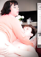 Mature.nl - Curvy MILF Ellen Saint with her big tits and ass is fucked by her stepson