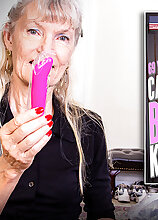 Mature.nl - 69 year old Candis has a bag full of kinky toys