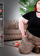 Mature.nl - Sit on my face with your huge ass and make my day!