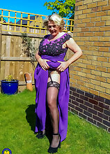 Mature.nl - MILF Camilla loves to get titfucked, suck cock and fuck in the afternoon