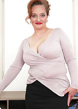 Horny Milf Ameli